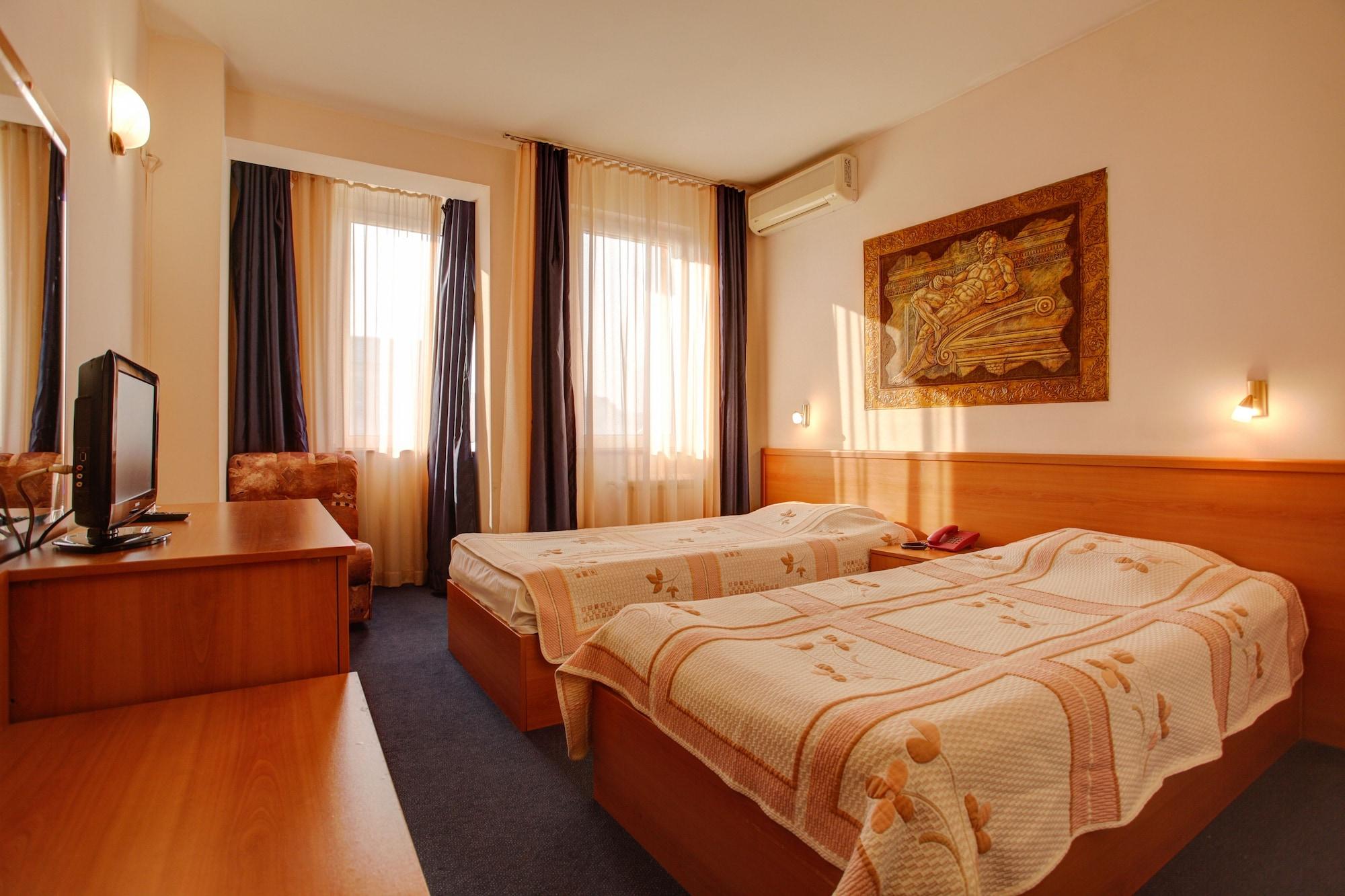 Plaza 3* Sofia