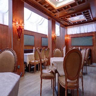 Hotel Plaza 3*